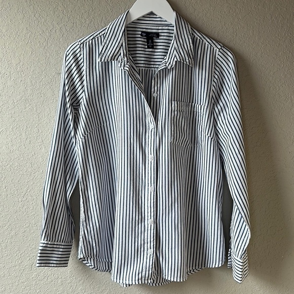 Gap Factory Boyfriend Fit Button Down Shirt Size S - Picture 1 of 12